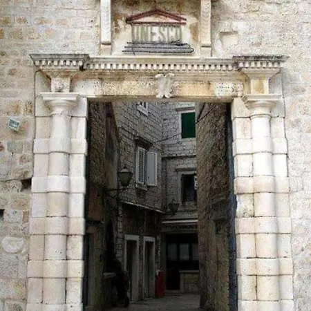 Apartment Beautiful 2-bed In Okrug Gornji Trogir
